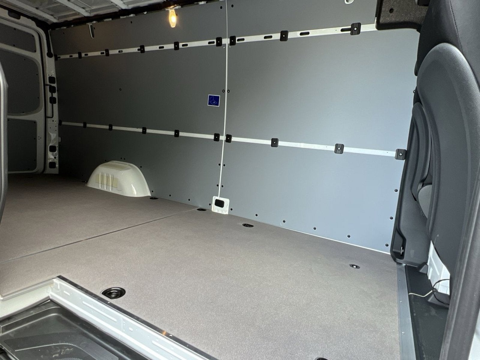 2025 Mercedes-Benz Sprinter 2500 Cargo 170 WB