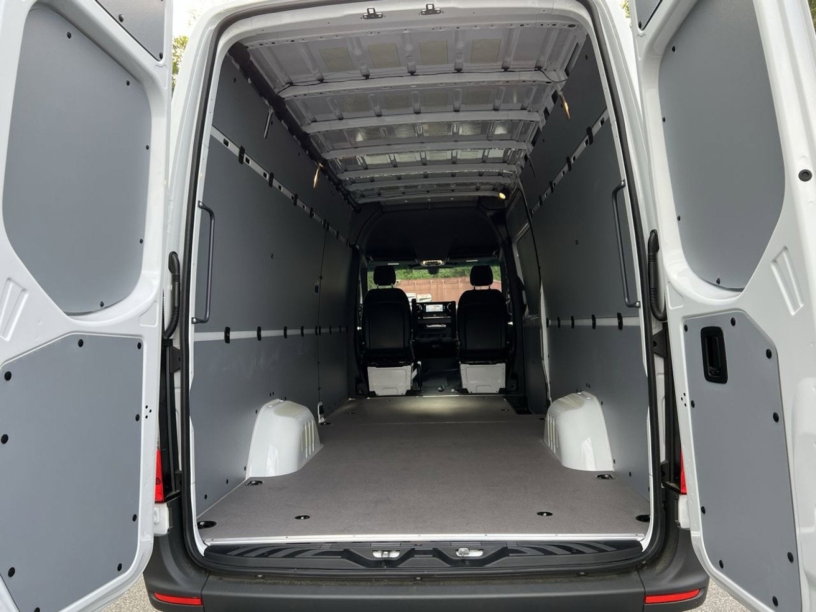 2025 Mercedes-Benz Sprinter 2500 Cargo 170 WB