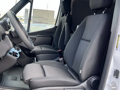 2026 Mercedes-Benz Sprinter 2500 Cargo 170 WB