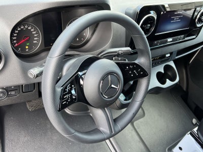 2026 Mercedes-Benz Sprinter 2500 Cargo 170 WB