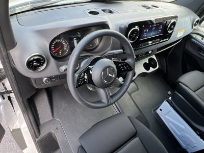 2026 Mercedes-Benz Sprinter 2500 Cargo 170 WB