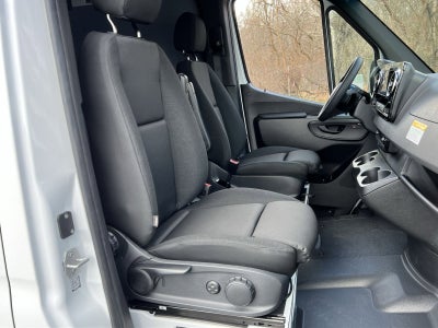 2026 Mercedes-Benz Sprinter 2500 Cargo 170 WB