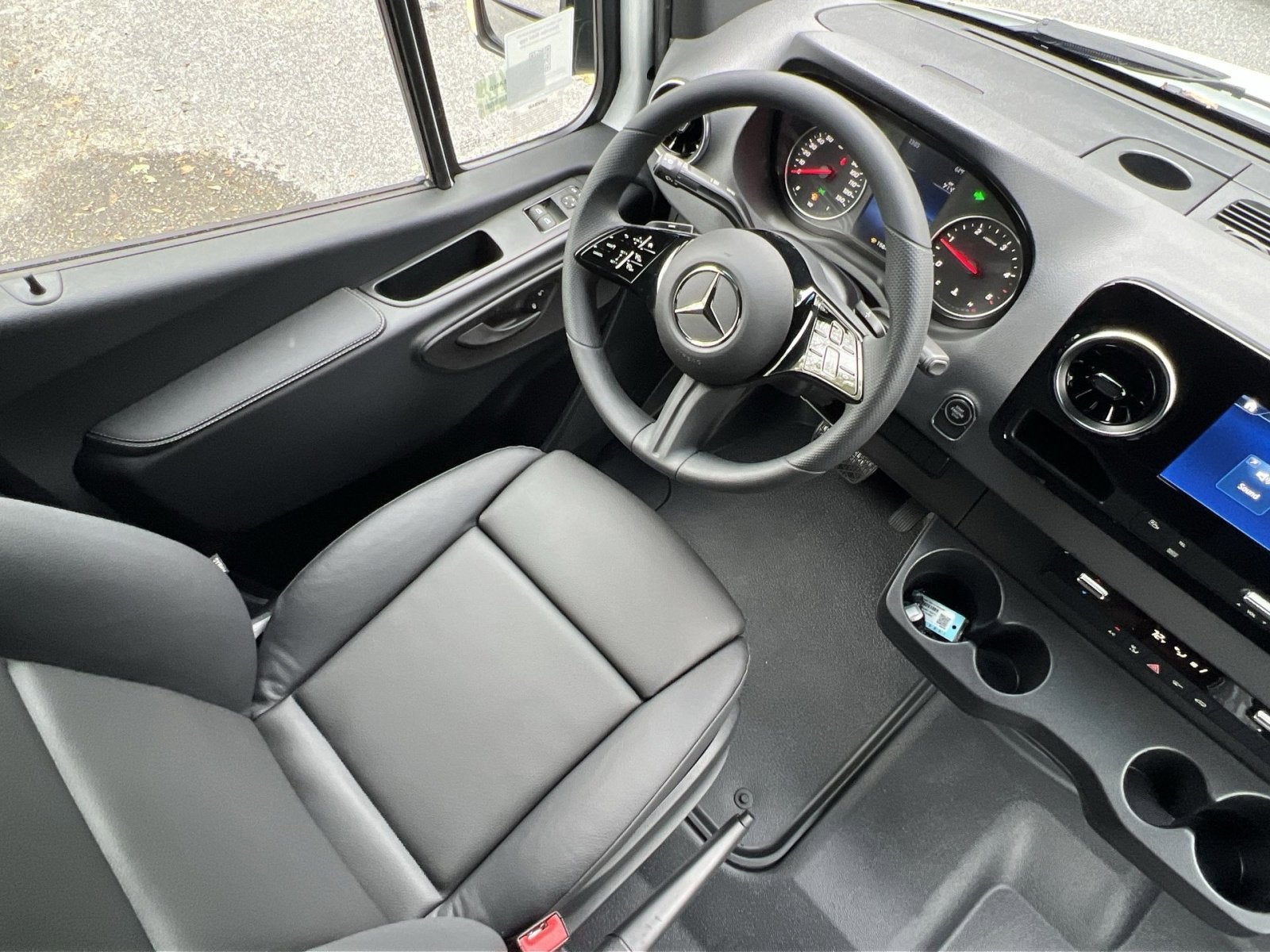 2026 Mercedes-Benz Sprinter 2500 Cargo 170 WB