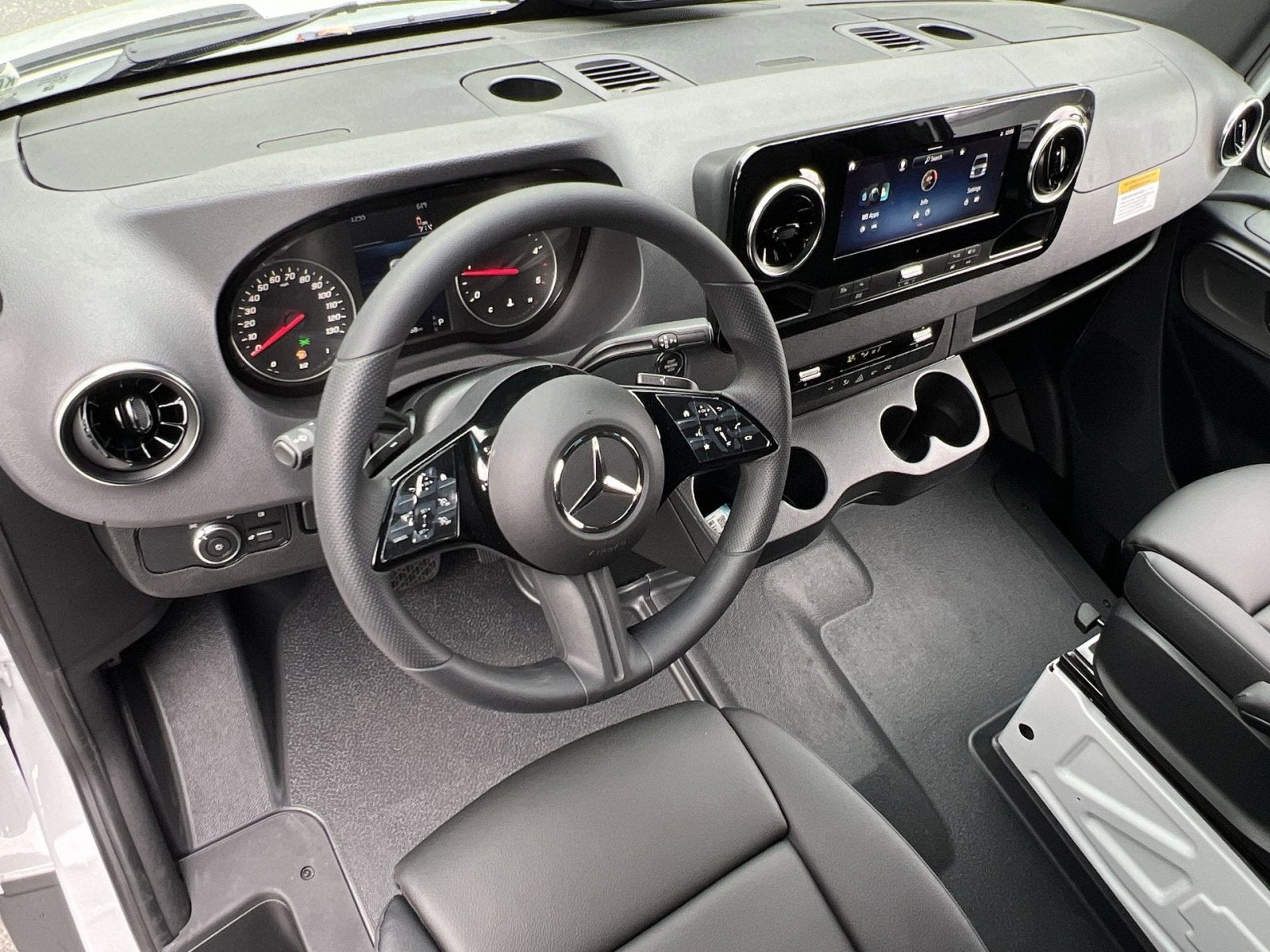 2026 Mercedes-Benz Sprinter 2500 Cargo 170 WB