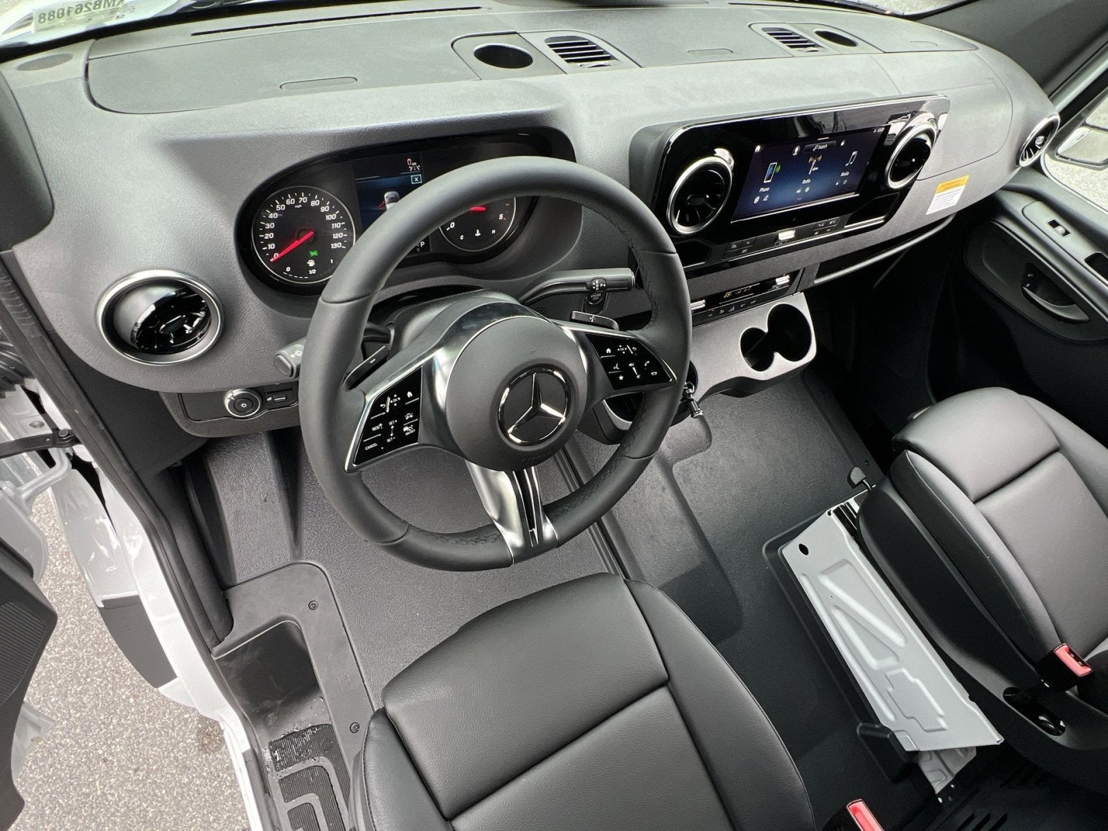 2026 Mercedes-Benz Sprinter 2500 Cargo 170 WB