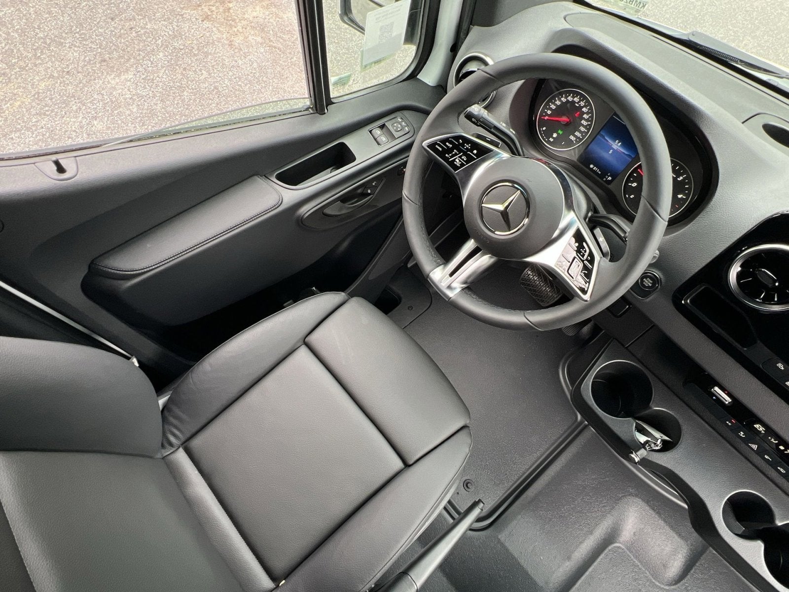 2026 Mercedes-Benz Sprinter 2500 Cargo 170 WB