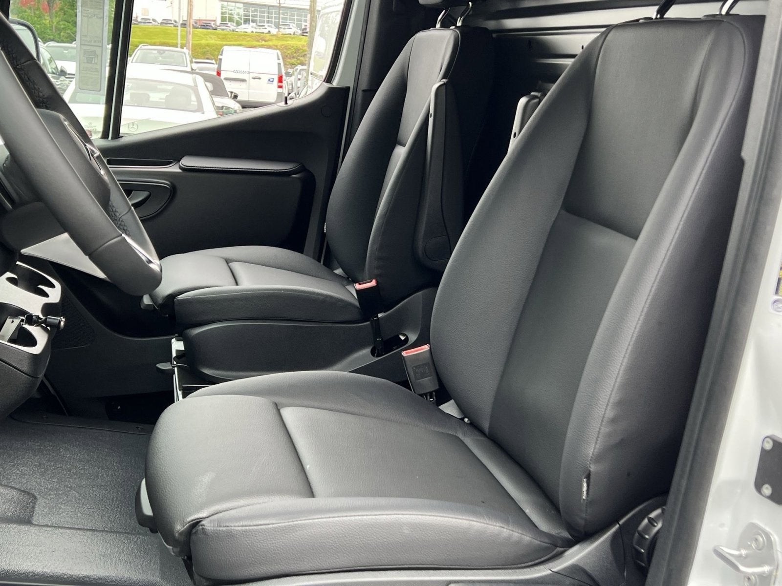 2026 Mercedes-Benz Sprinter 2500 Cargo 170 WB