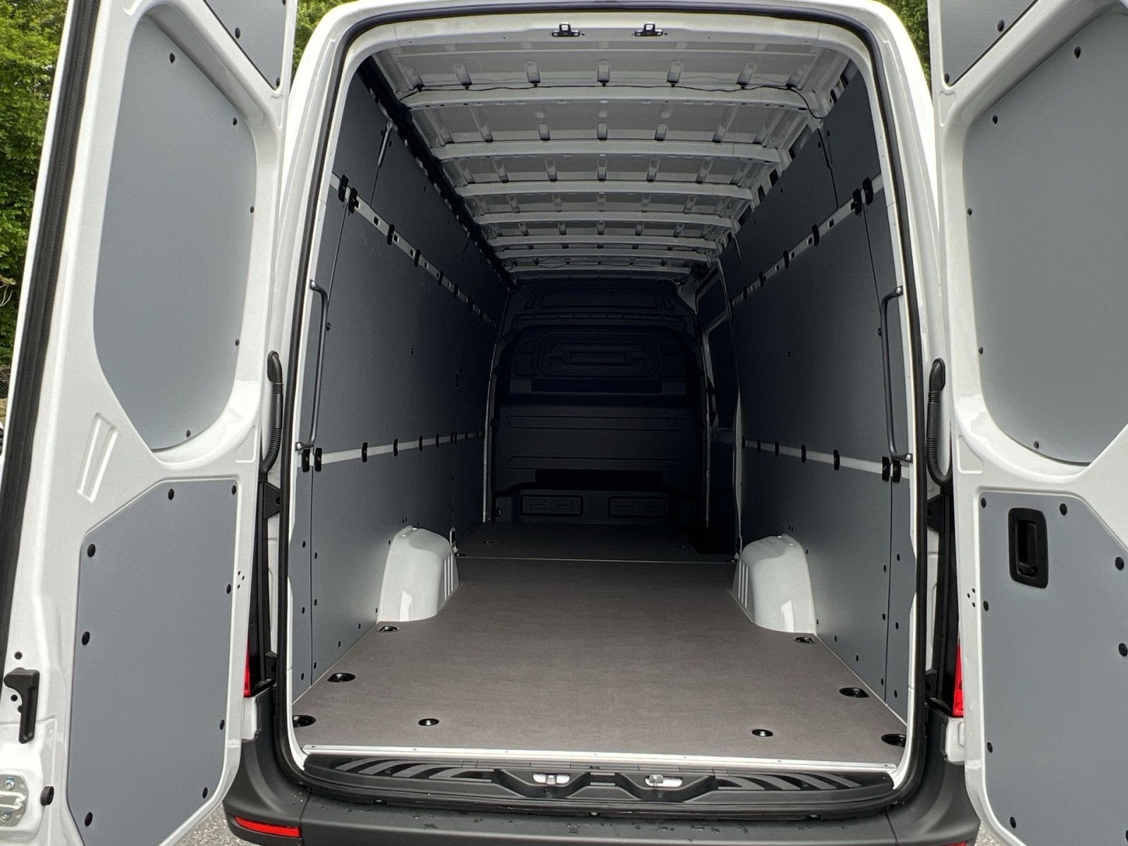 2026 Mercedes-Benz Sprinter 2500 Cargo 170 WB