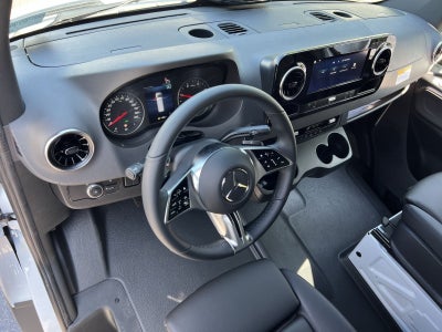 2026 Mercedes-Benz Sprinter 2500 Cargo 170 WB