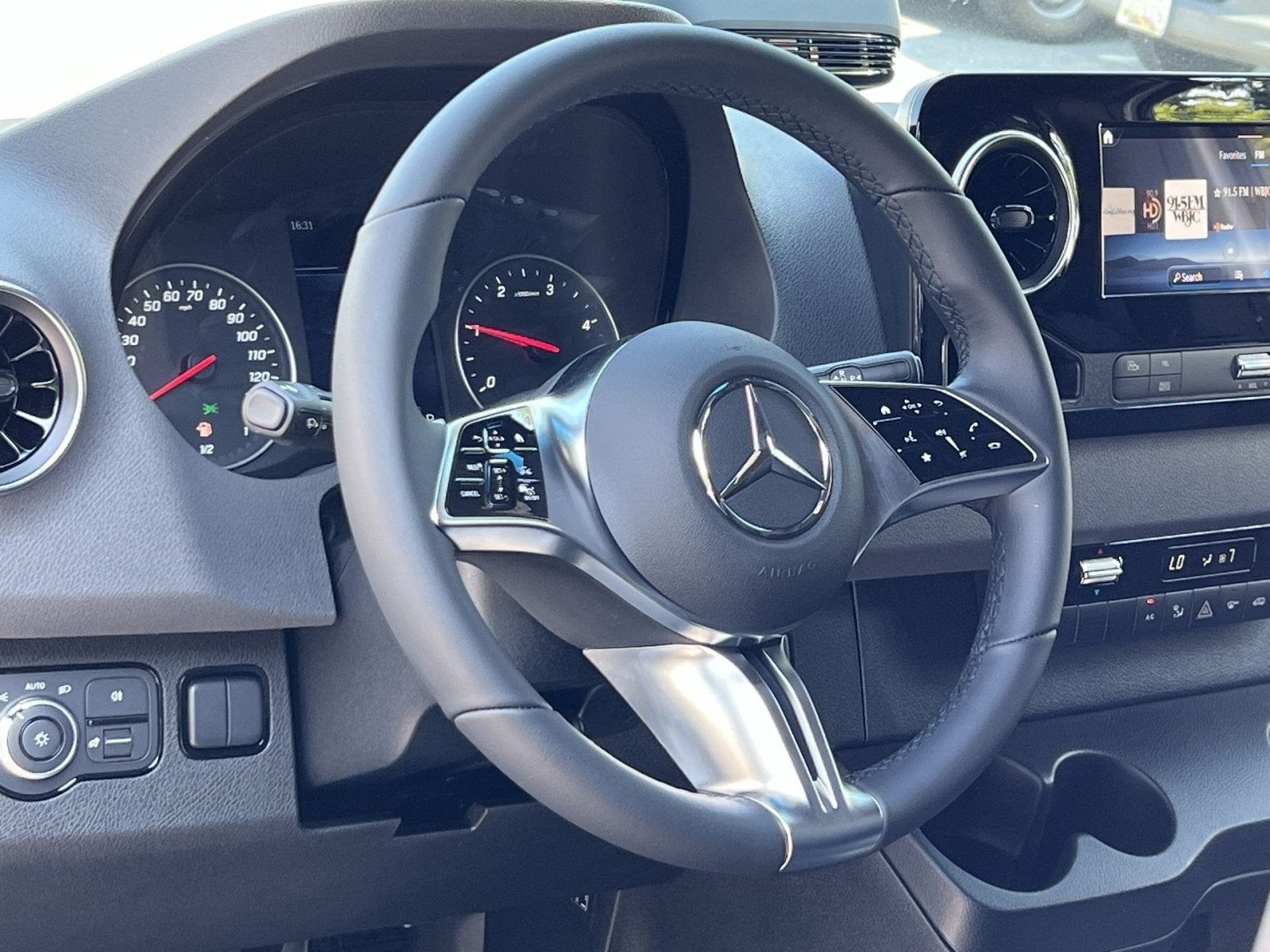 2026 Mercedes-Benz Sprinter 2500 Cargo 170 WB
