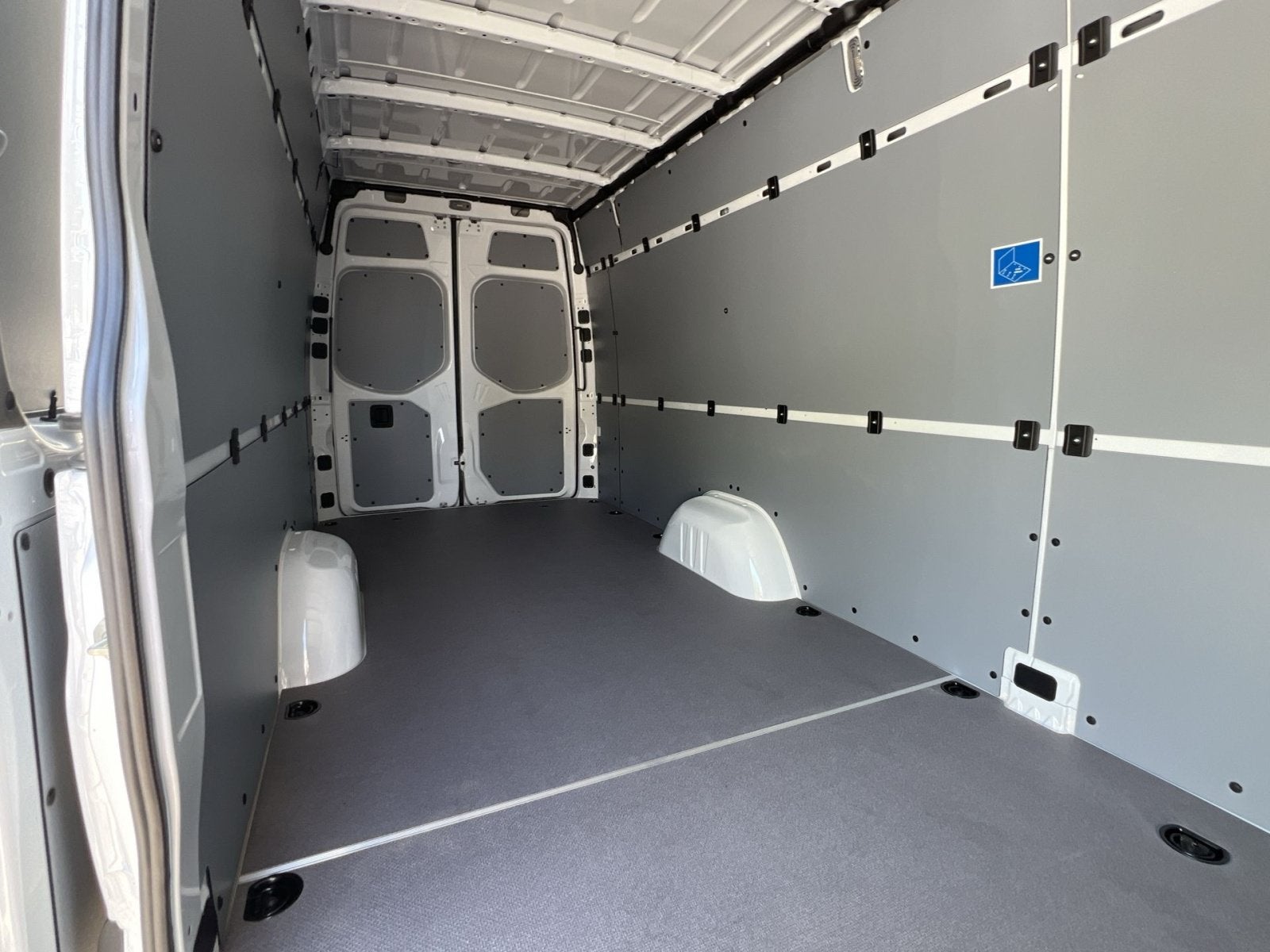 2026 Mercedes-Benz Sprinter 2500 Cargo 170 WB