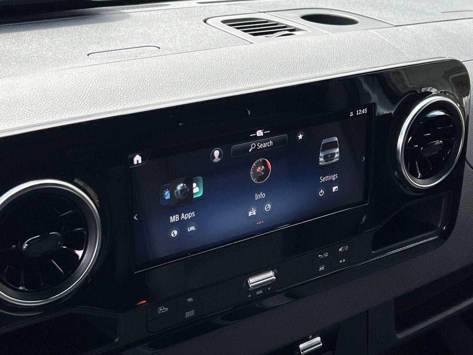 2026 Mercedes-Benz Sprinter 3500 Cargo 170 WB