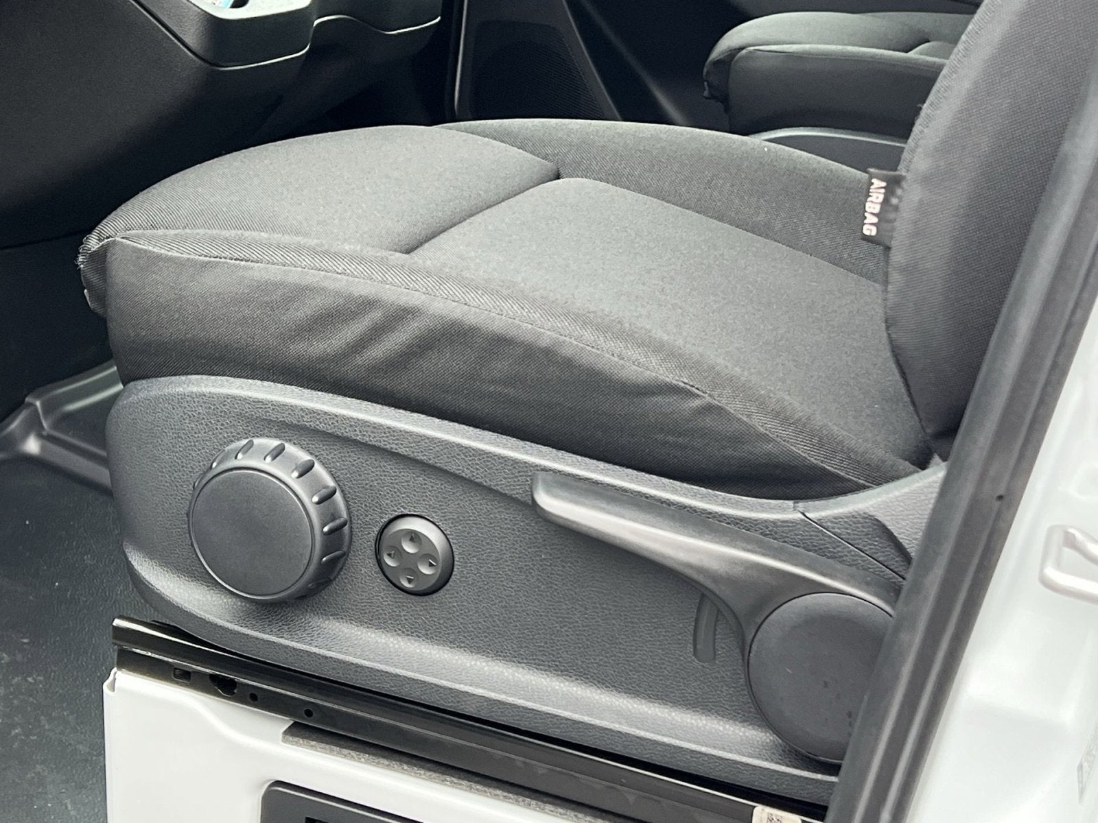 2026 Mercedes-Benz Sprinter 3500 Cargo 170 WB