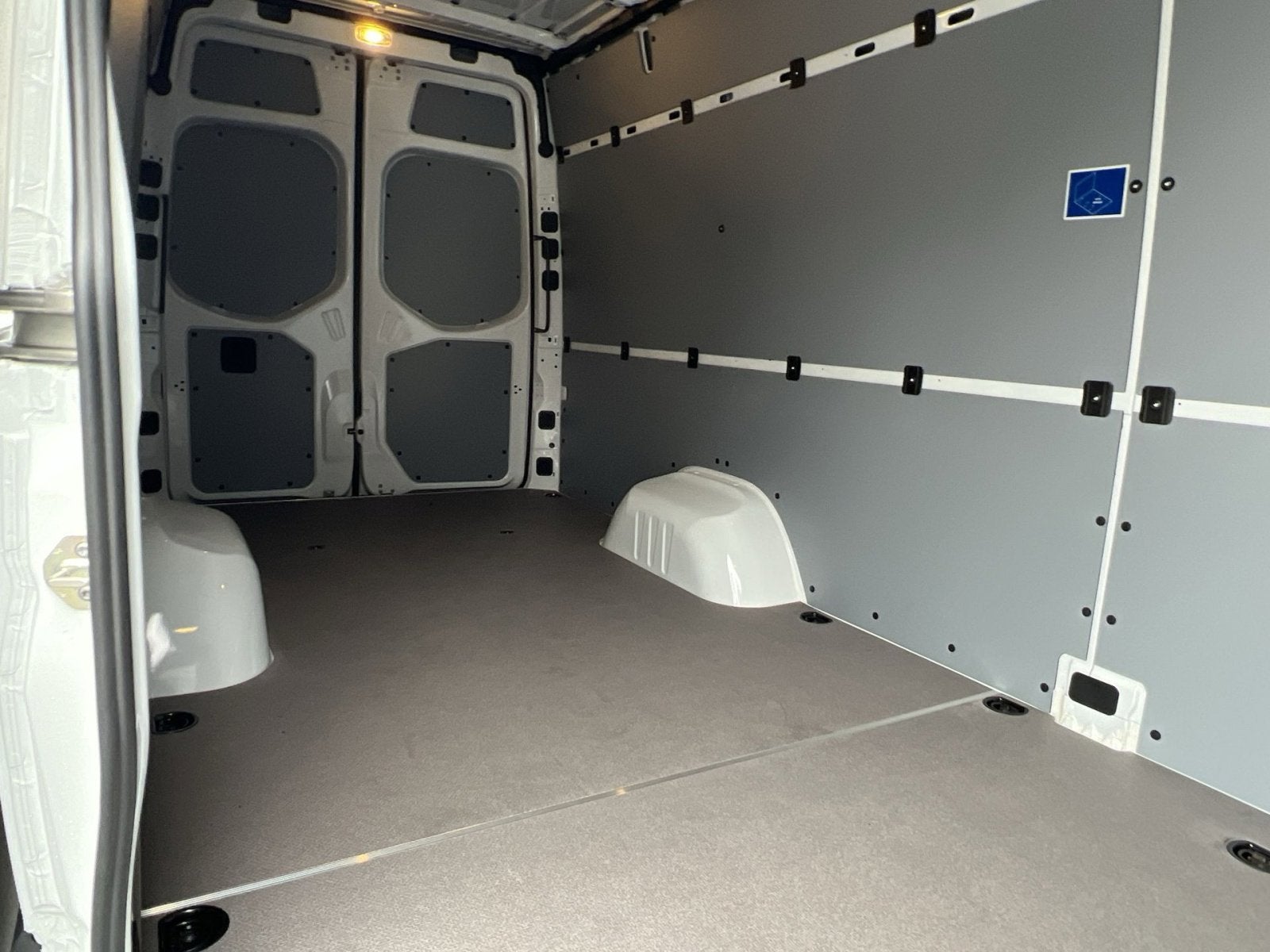 2026 Mercedes-Benz Sprinter 3500 Cargo 170 WB