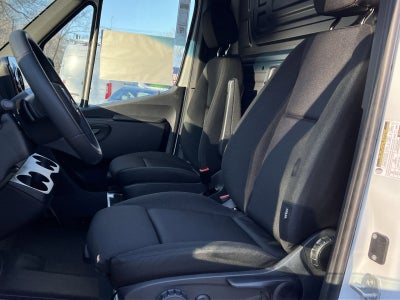 2026 Mercedes-Benz Sprinter 3500 Cargo 170 WB