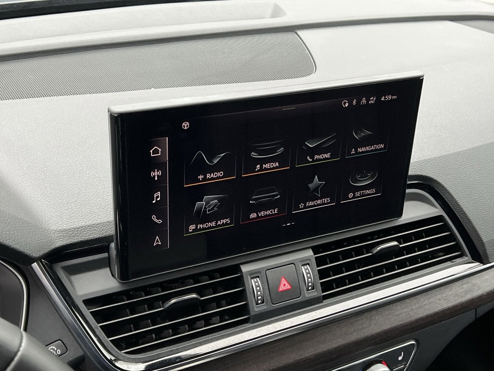 2023 Audi Q5 40 Premium