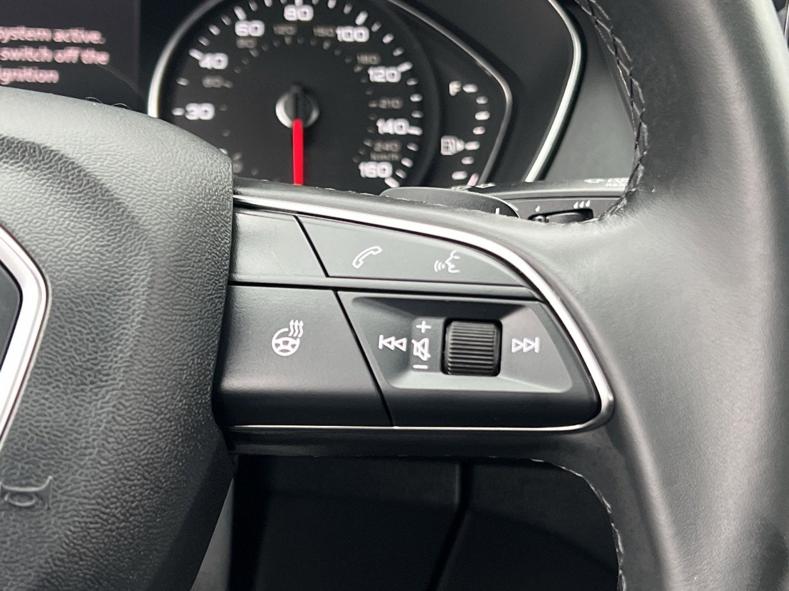 2023 Audi Q5 40 Premium