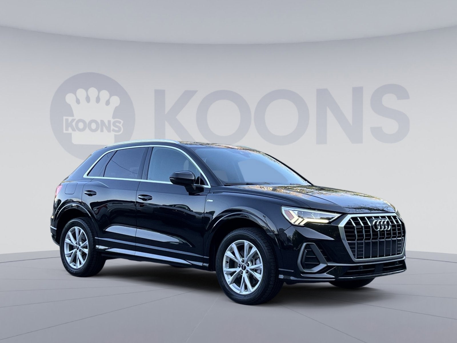 2023 Audi Q3 Premium