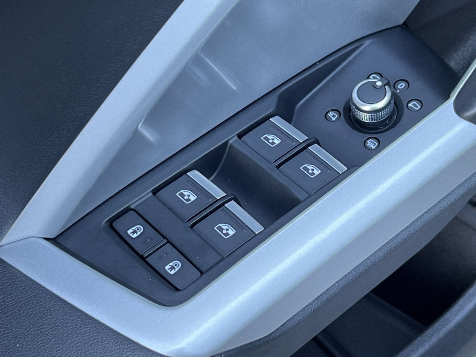 2023 Audi Q3 Premium