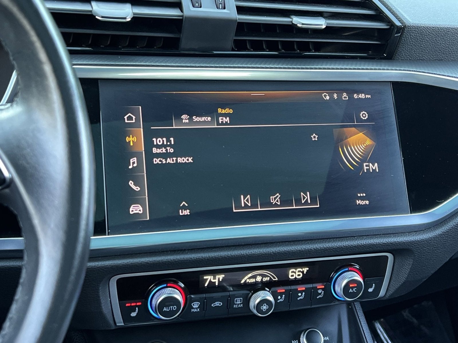 2023 Audi Q3 Premium