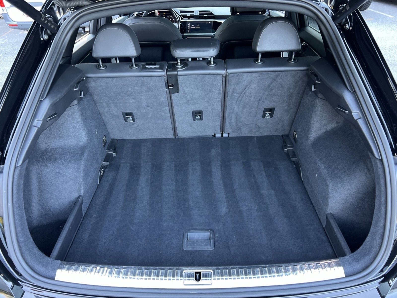 2023 Audi Q3 Premium
