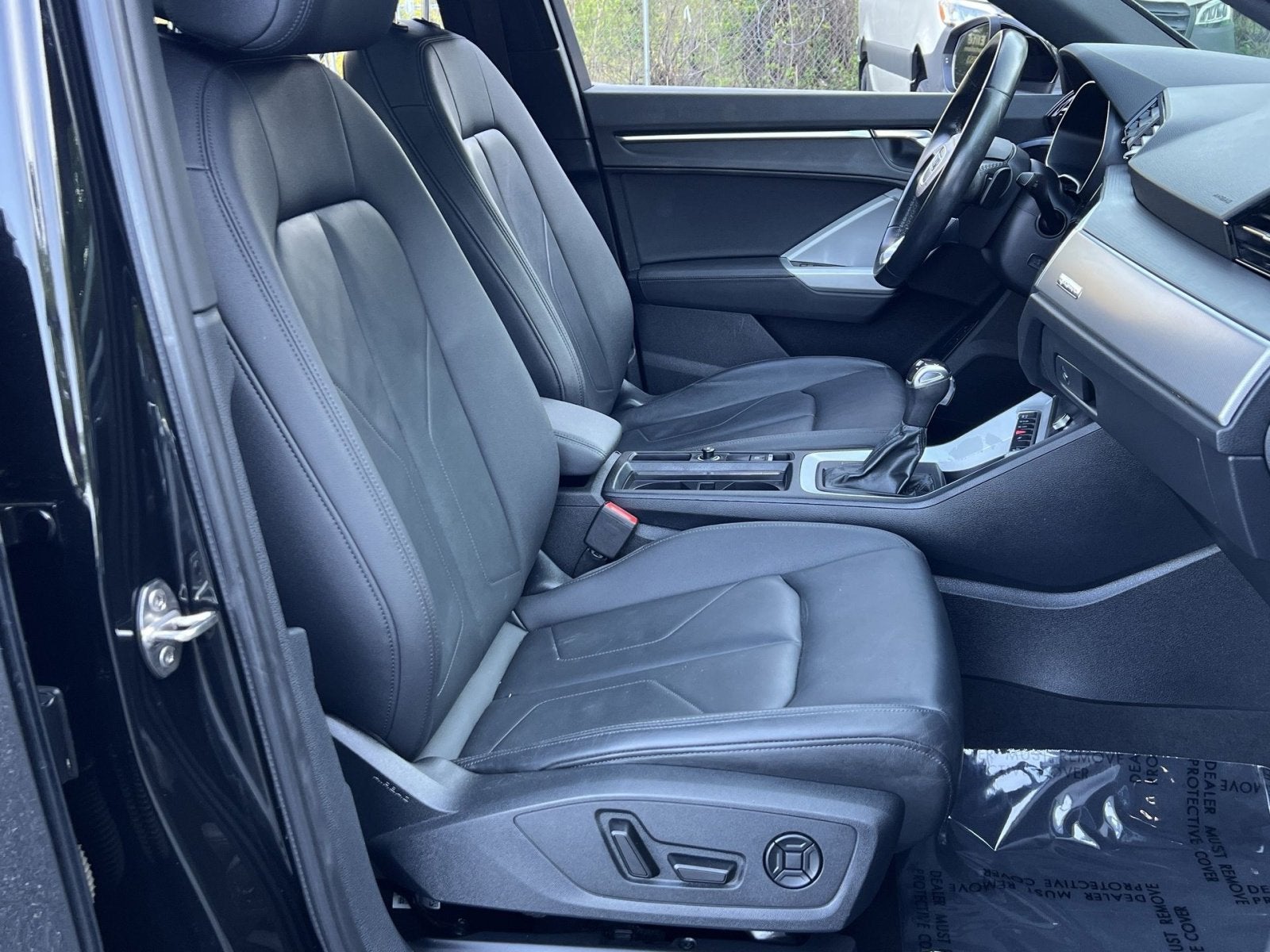 2023 Audi Q3 Premium