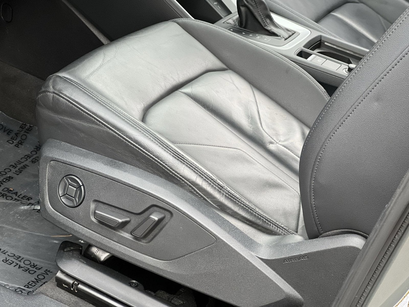 2023 Audi Q3 Premium