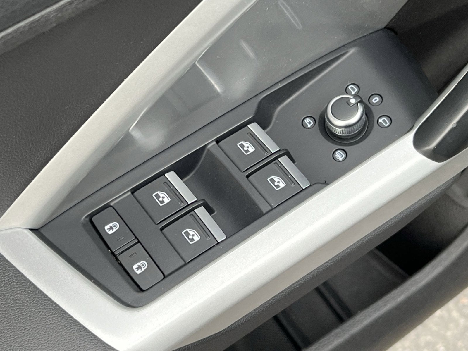 2023 Audi Q3 Premium