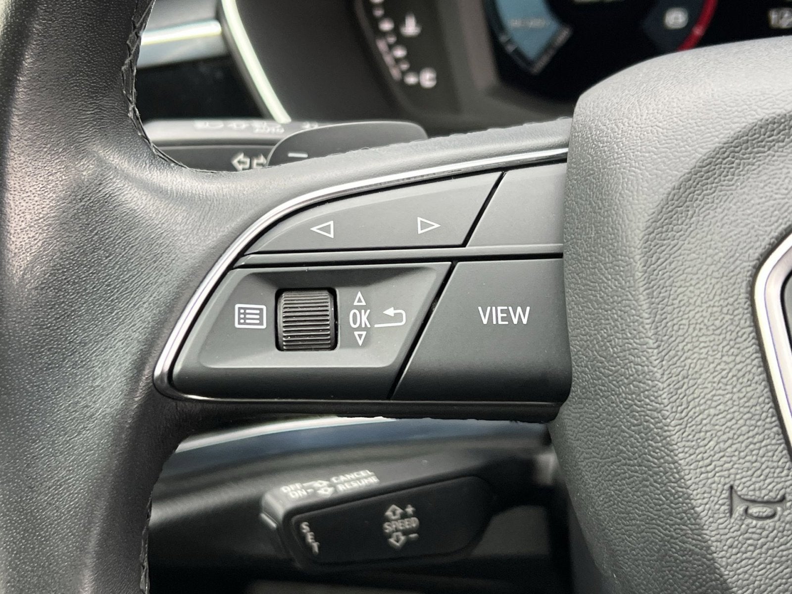 2023 Audi Q3 Premium