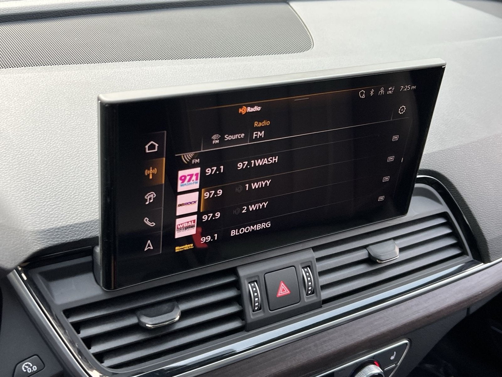 2024 Audi Q5 e 55 Premium Plus