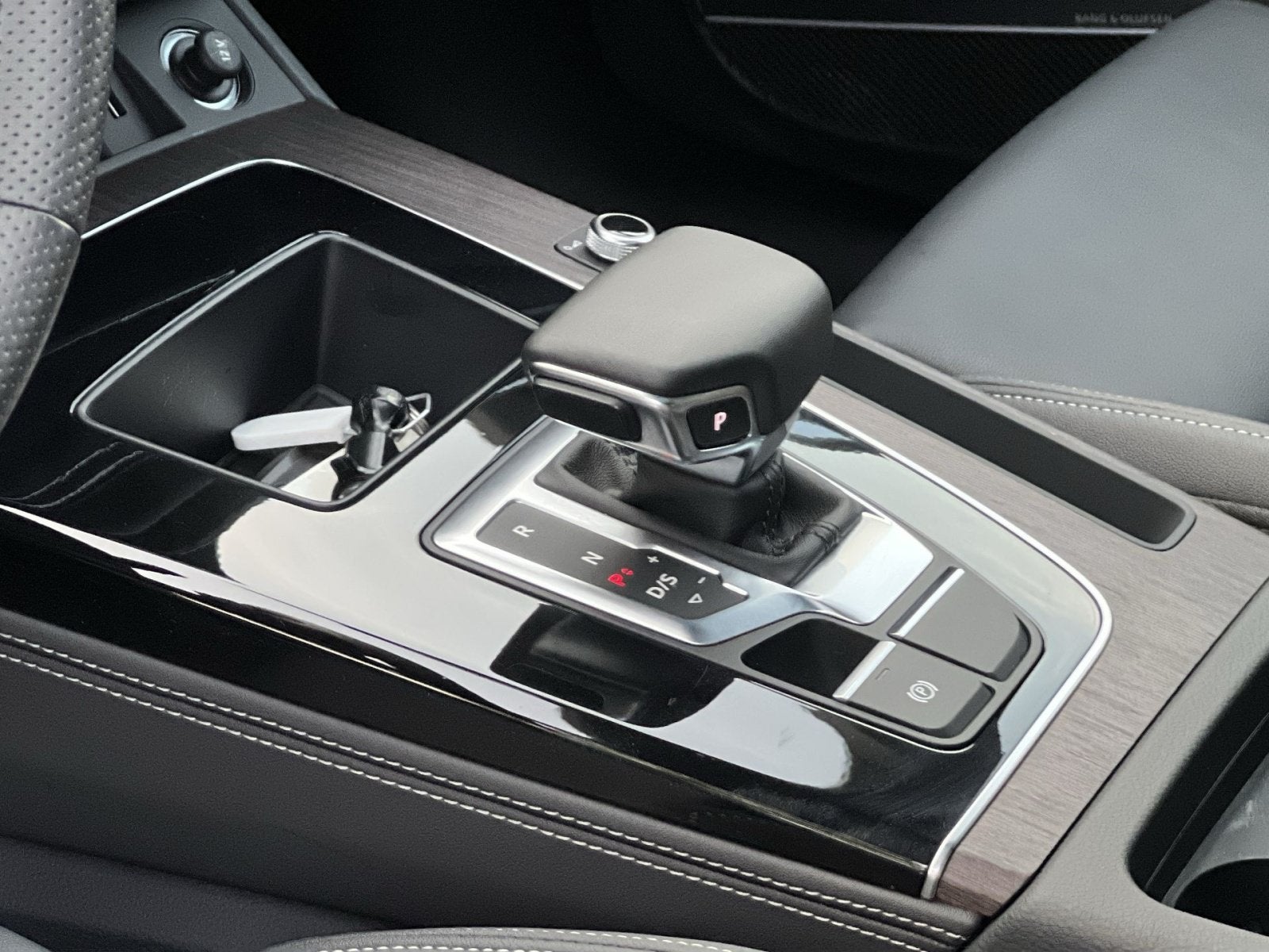2024 Audi Q5 e 55 Premium Plus