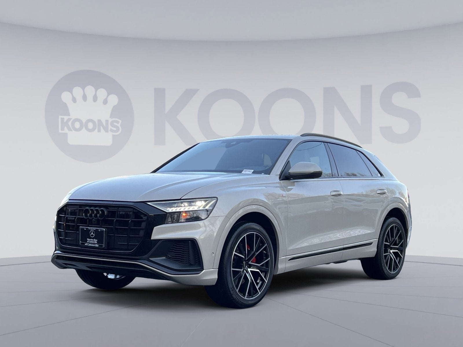 2023 Audi Q8 55 Premium Plus