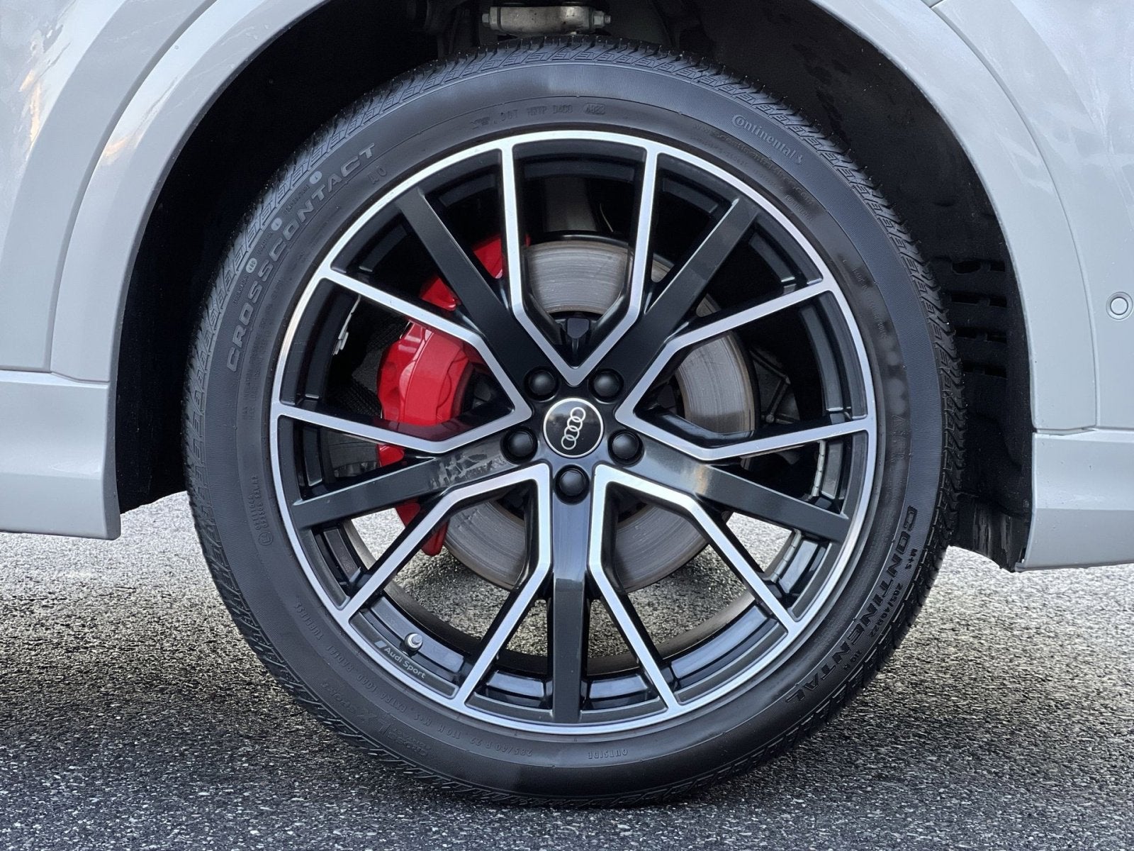 2023 Audi Q8 55 Premium Plus