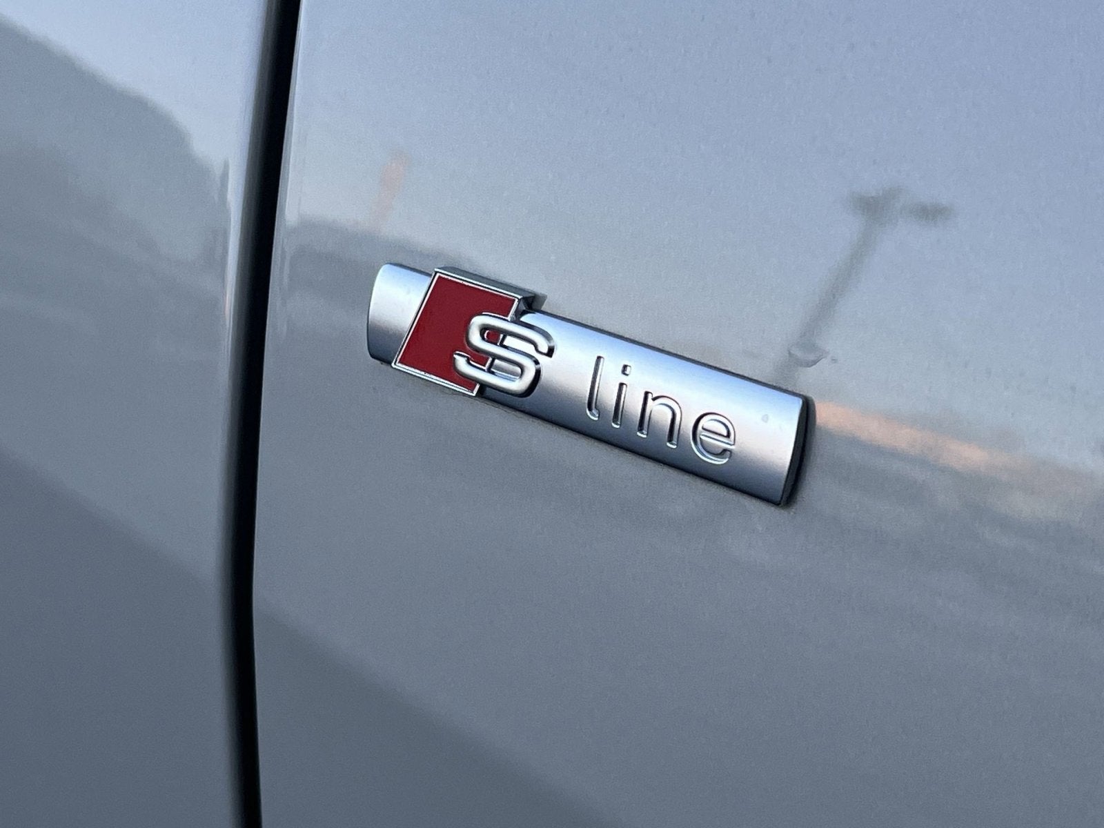 2023 Audi Q8 55 Premium Plus