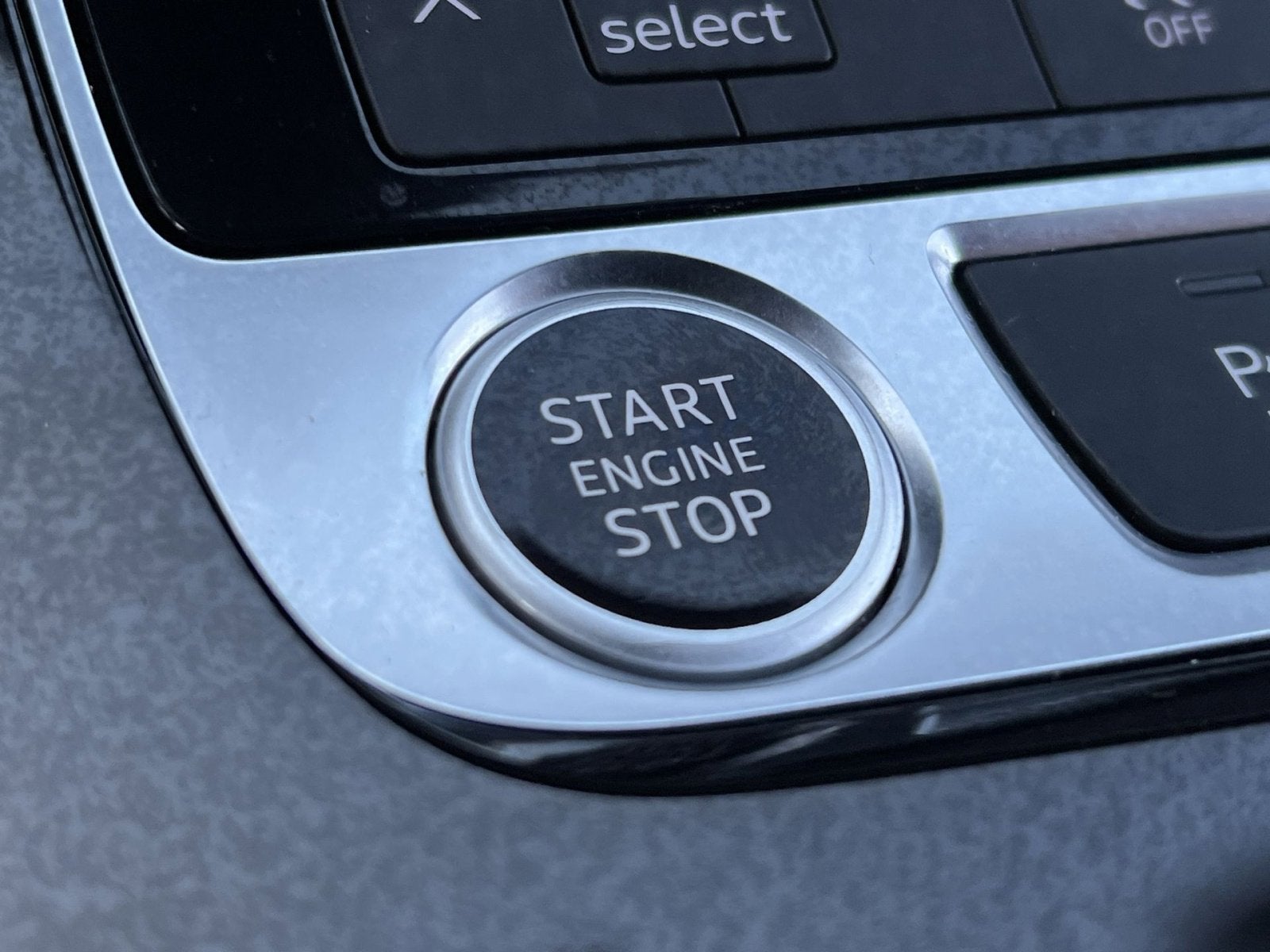 2023 Audi Q8 55 Premium Plus