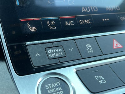 2023 Audi Q8 55 Premium Plus