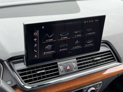 2023 Audi Q5 45 S line Premium