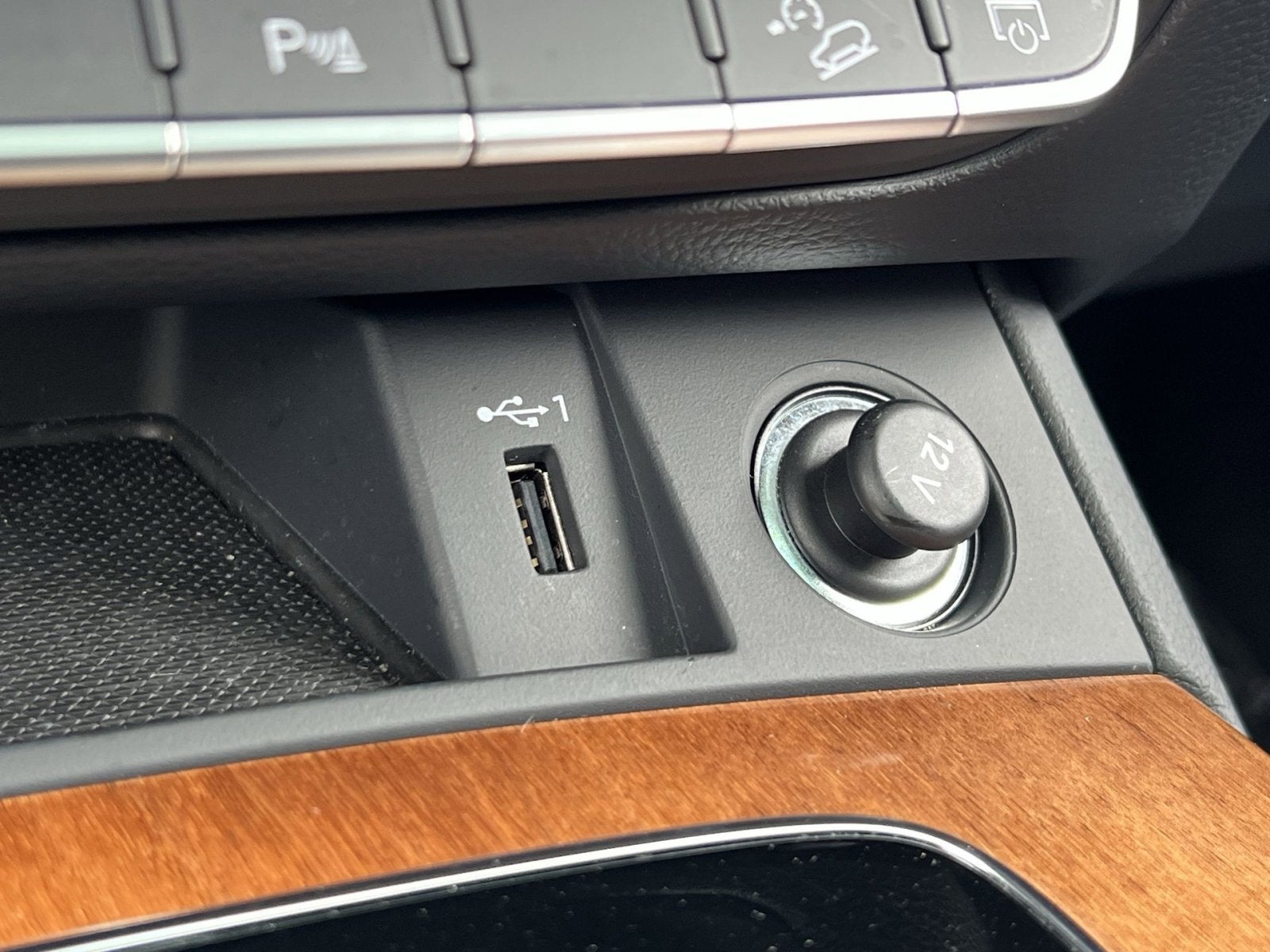 2023 Audi Q5 45 S line Premium