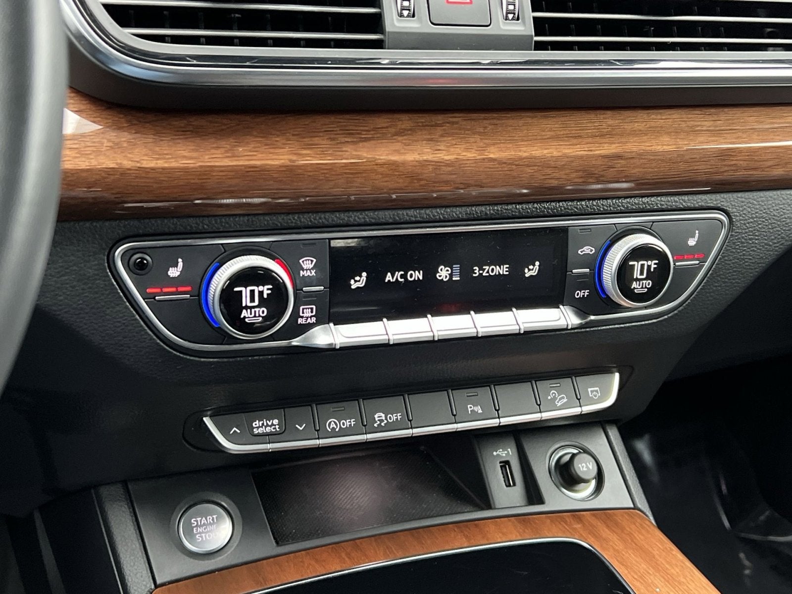 2022 Audi Q5 45 S line Premium