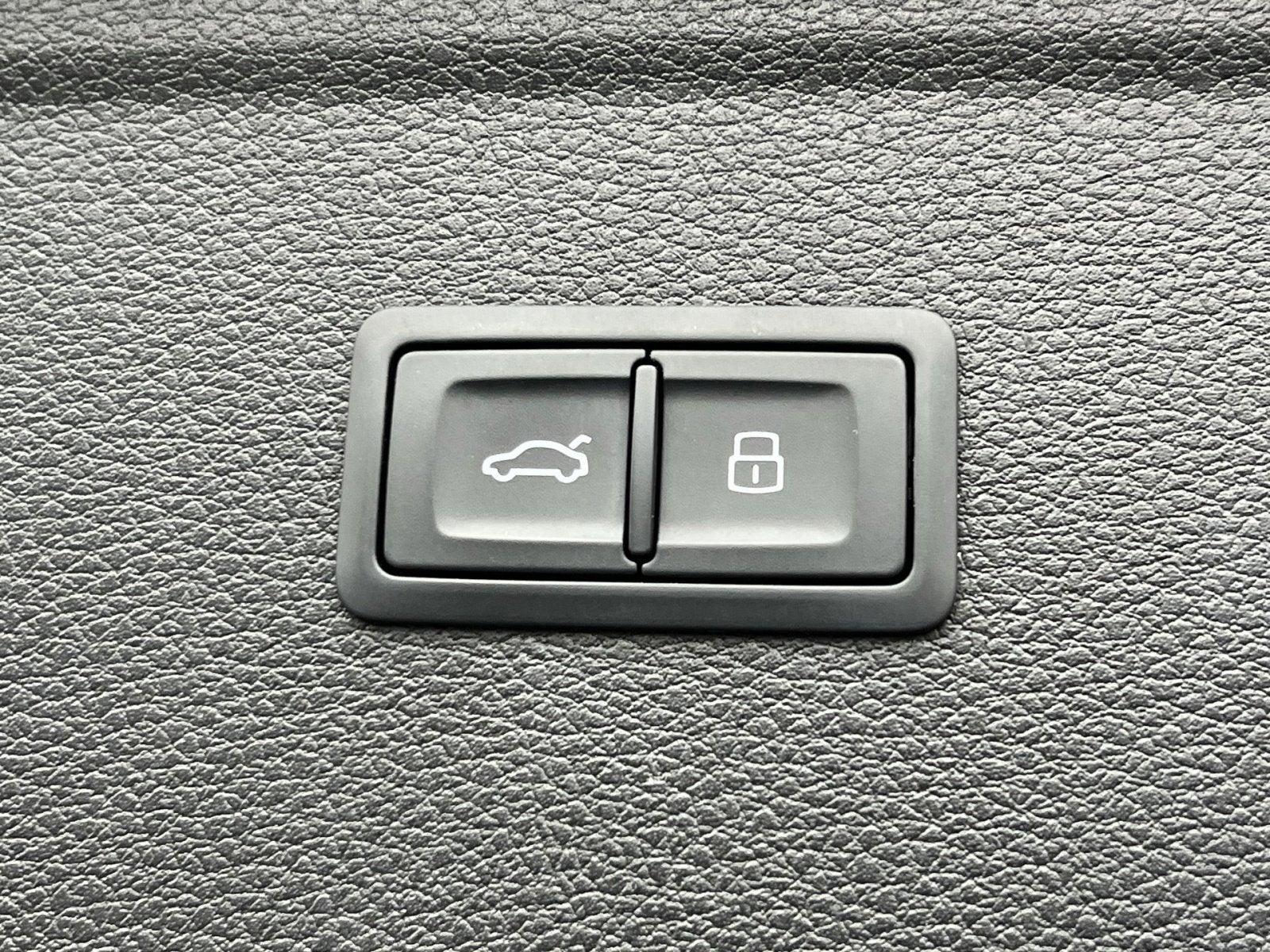 2022 Audi Q5 45 S line Premium