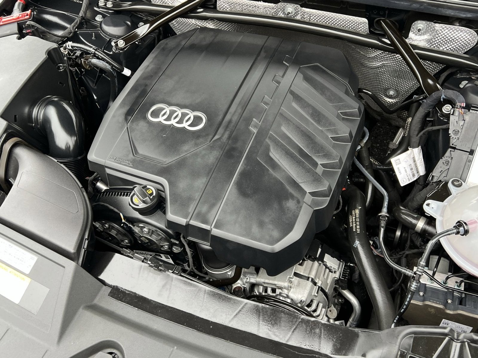 2022 Audi Q5 45 S line Premium