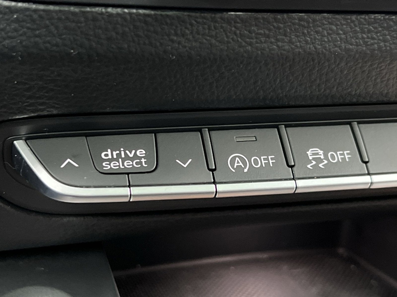 2022 Audi Q5 45 S line Premium