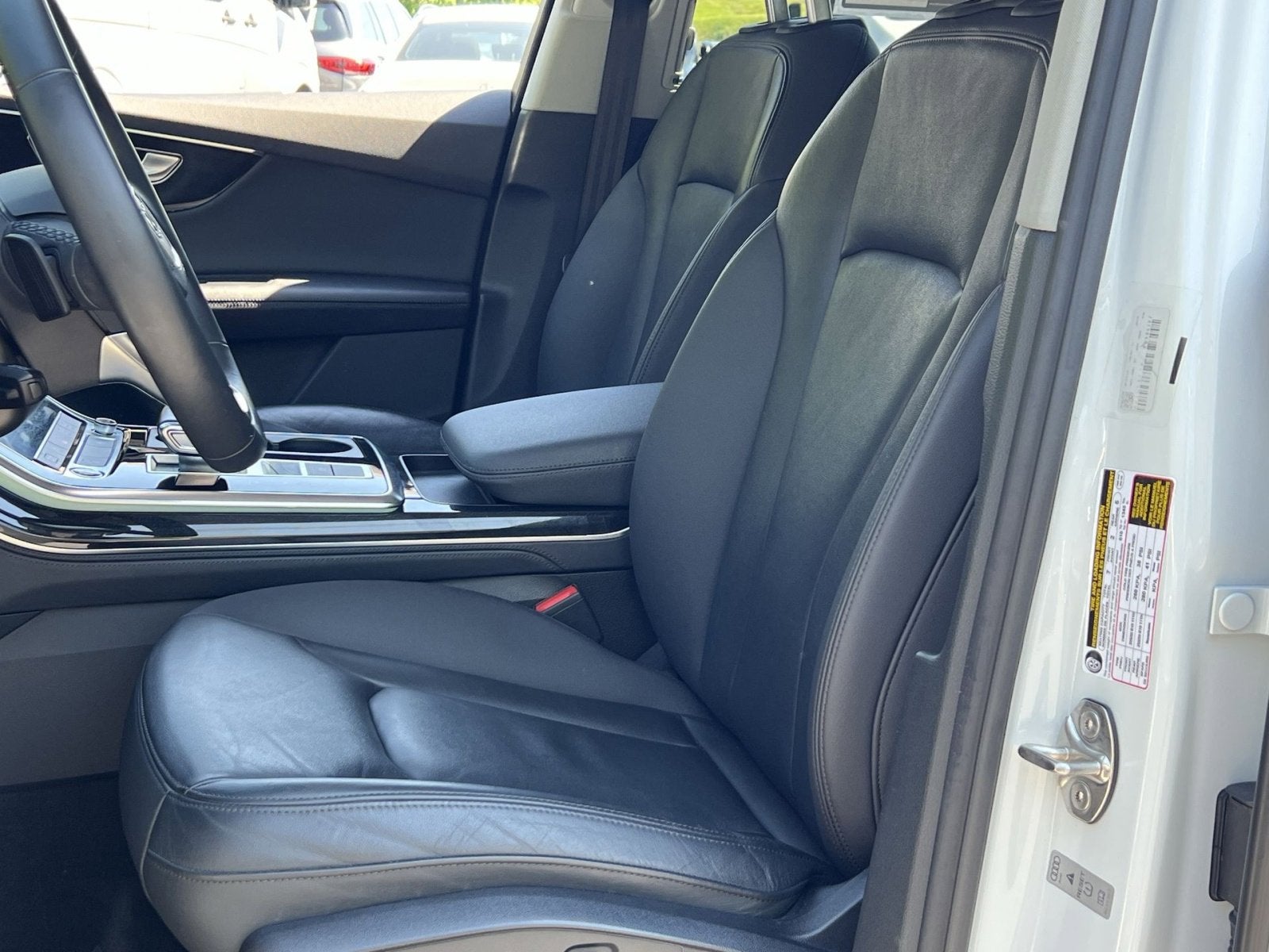 2024 Audi Q7 45 Premium Plus