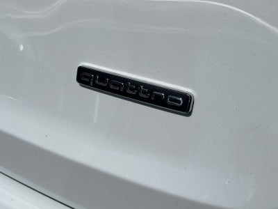 2024 Audi Q7 45 Premium Plus
