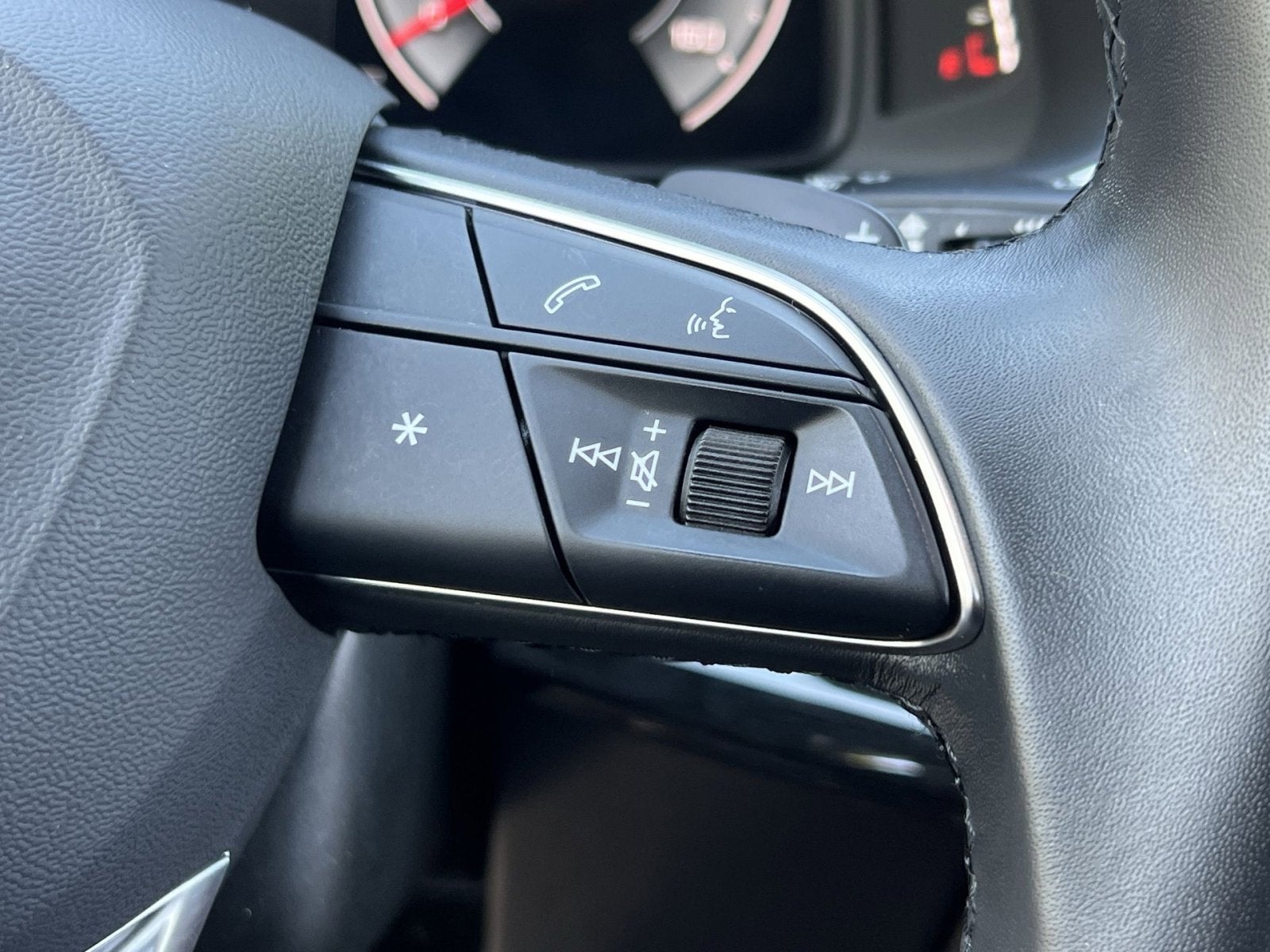 2024 Audi Q7 45 Premium Plus