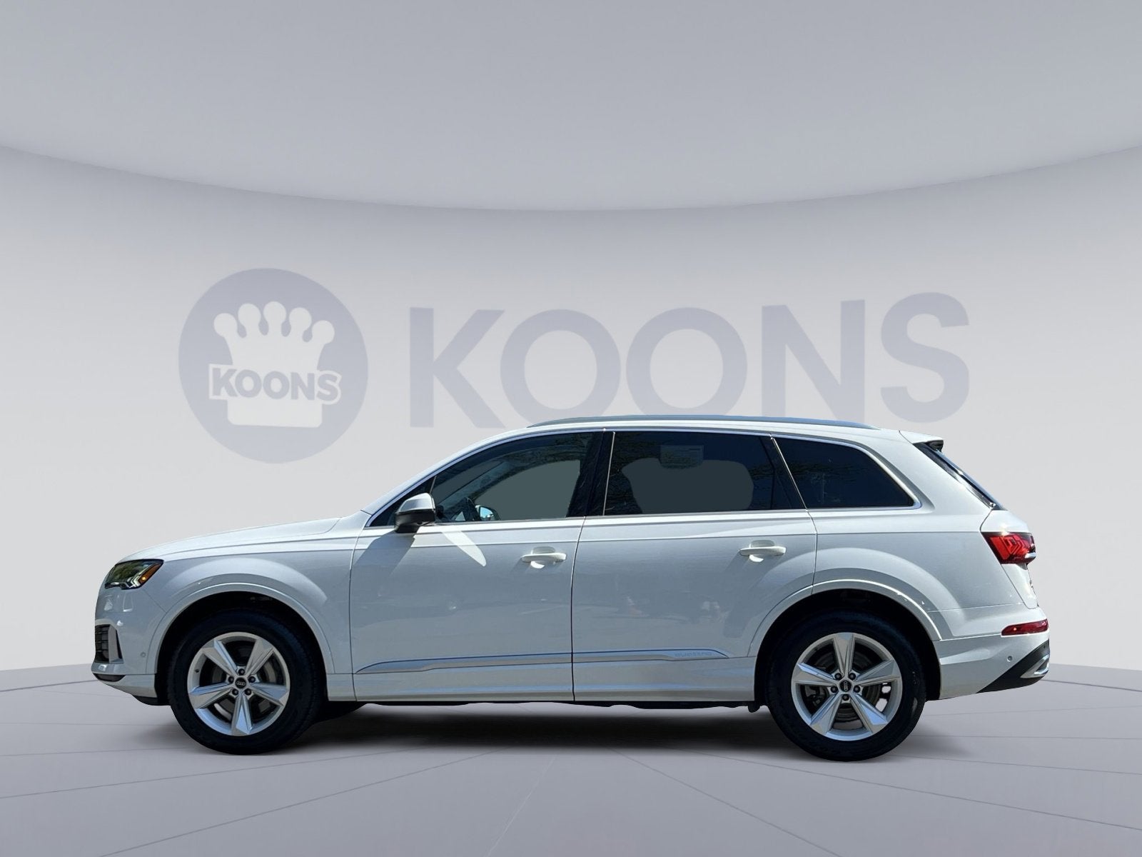 2024 Audi Q7 45 Premium Plus