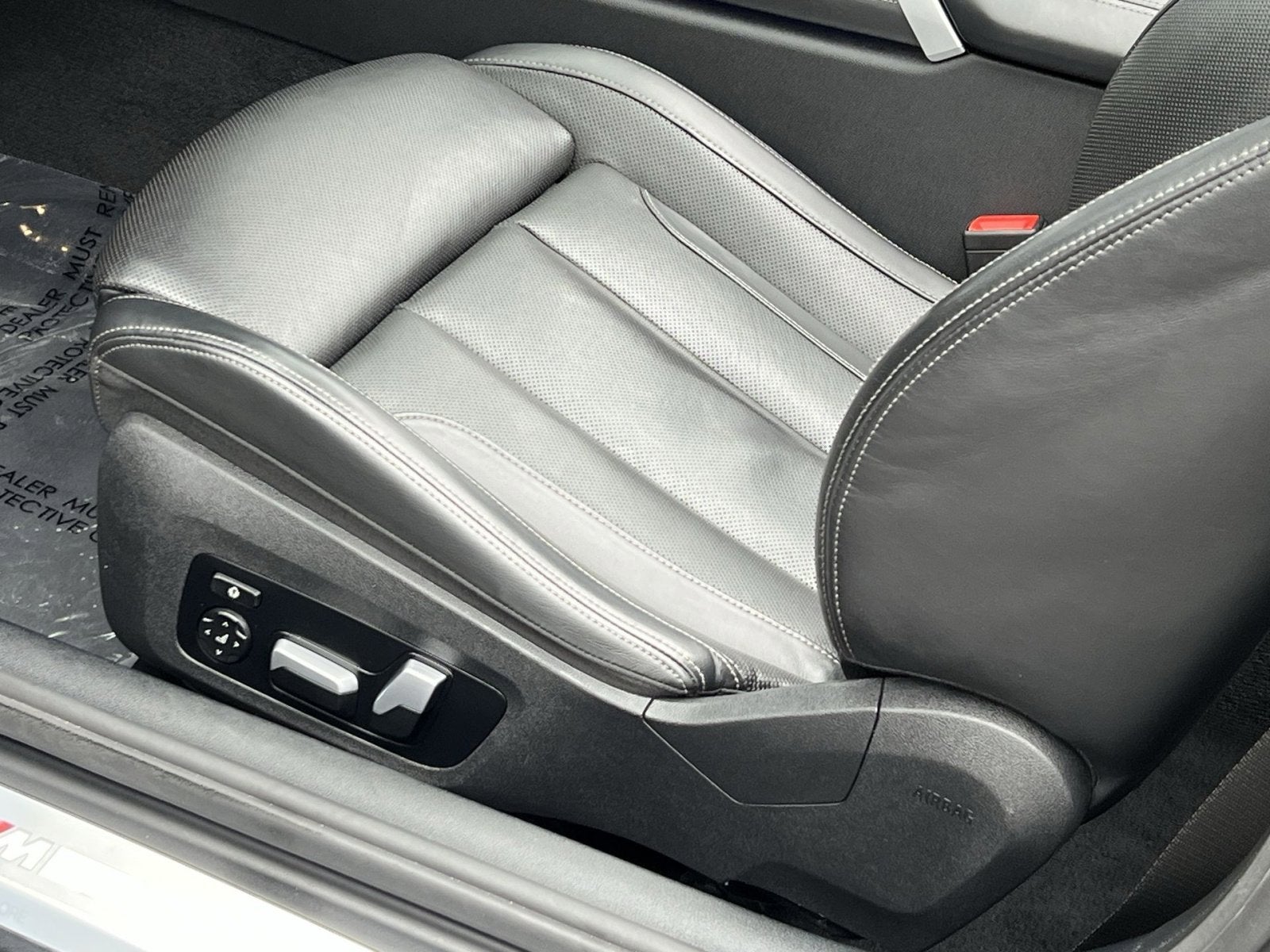 2025 BMW 8 Series 840i