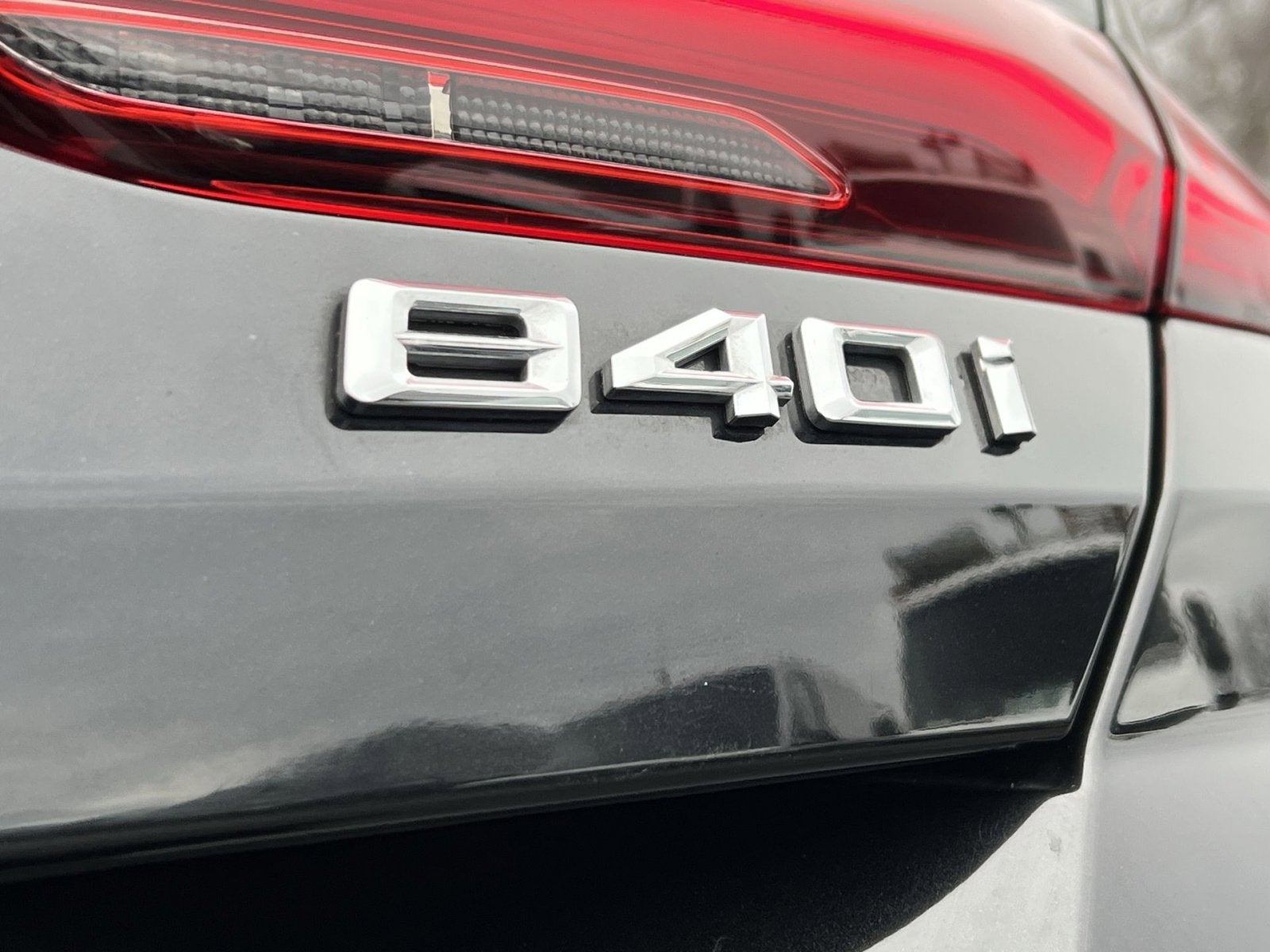 2025 BMW 8 Series 840i