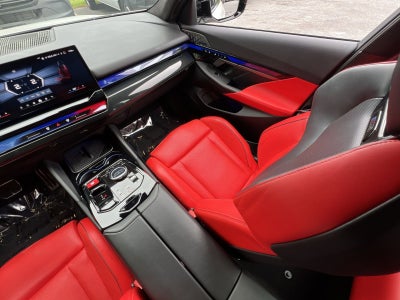 2025 BMW M5 Base