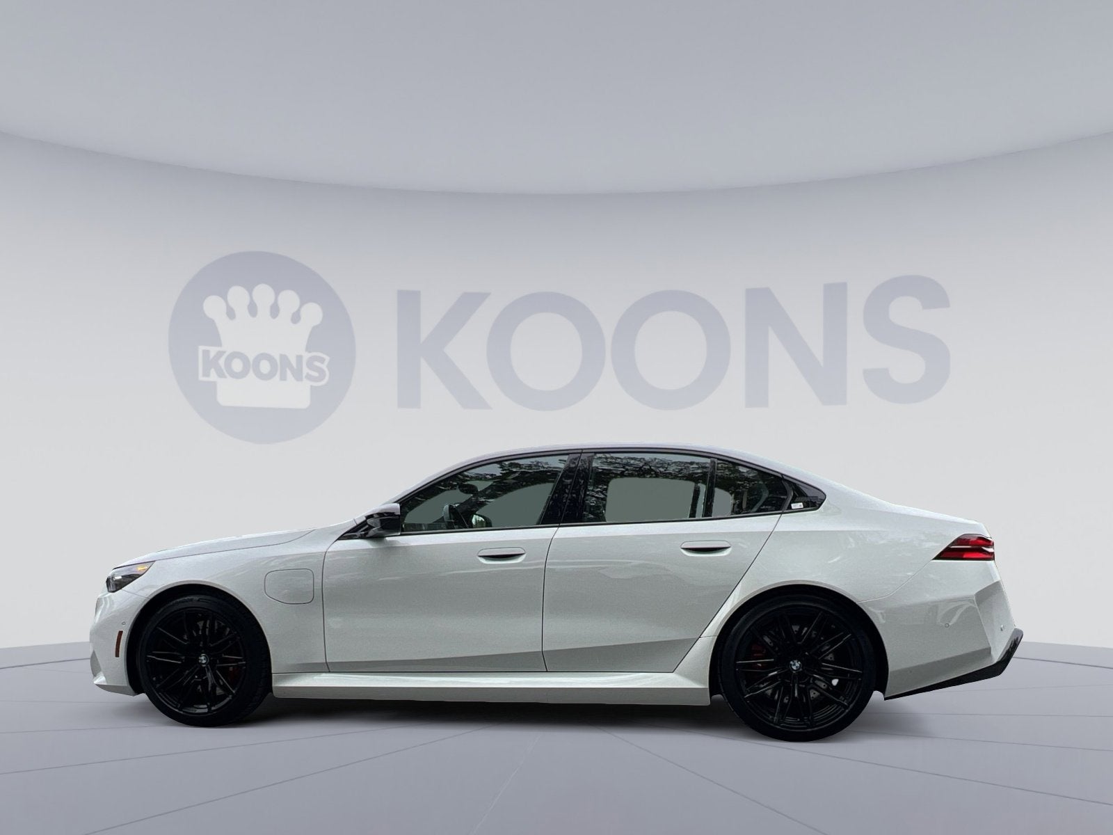 2025 BMW M5 Base